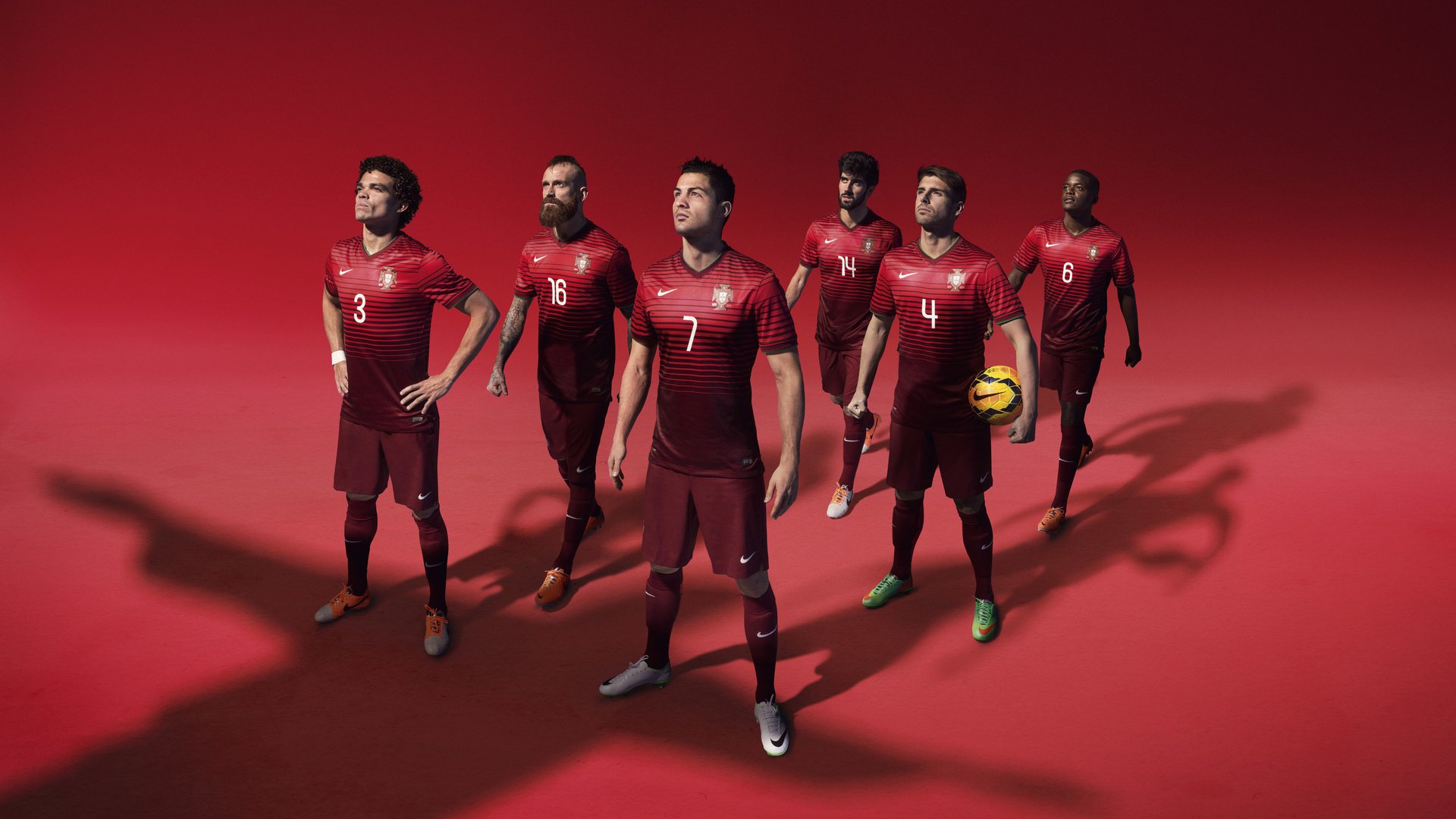 “智能裁判系统在中超首次应用，确保比赛公平”，超智能足球裁判