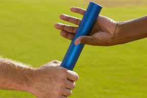 开云体育官网登入-“意甲焦点：逆势反超的球队稳步前行”，意甲倒数几名降级